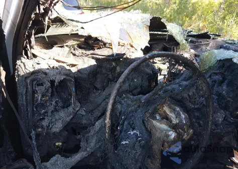 2022 Chevrolet Silverado 1500 Ltd 4Wd Standard Bed Lt from USA, damaged, VIN 1GCUYDET7NZ116559